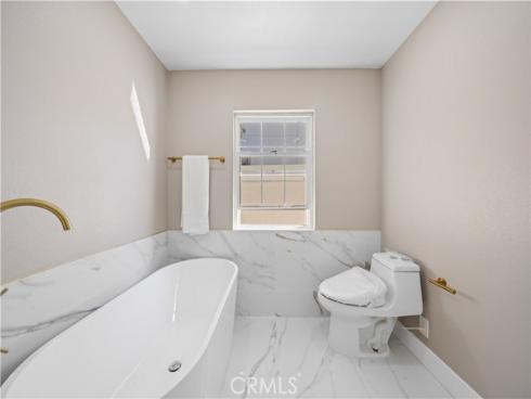 33 mann Street, Irvine, CA