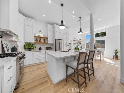 33 mann Street, Irvine, CA