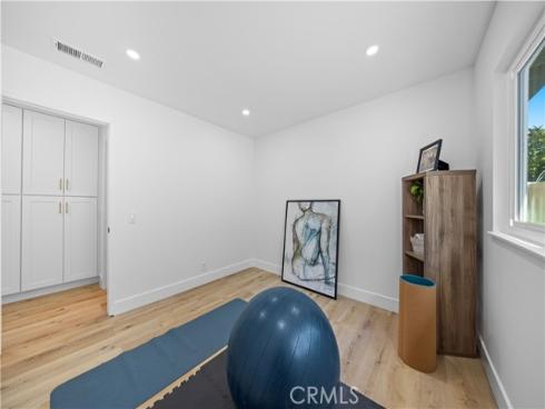 33 mann Street, Irvine, CA