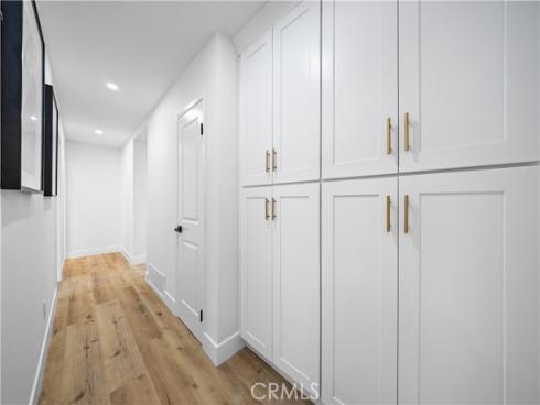 33 mann Street, Irvine, CA