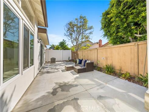 33 mann Street, Irvine, CA