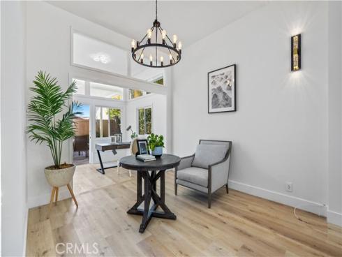 33 mann Street, Irvine, CA