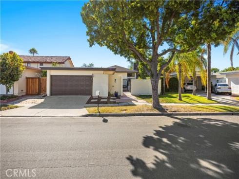 33 mann Street, Irvine, CA