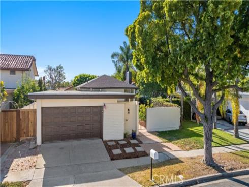 33 mann Street, Irvine, CA