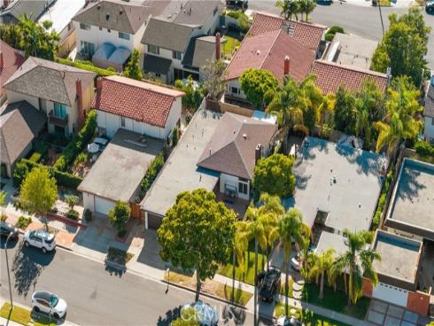 33 mann Street, Irvine, CA