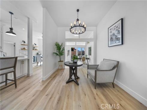 33 mann Street, Irvine, CA