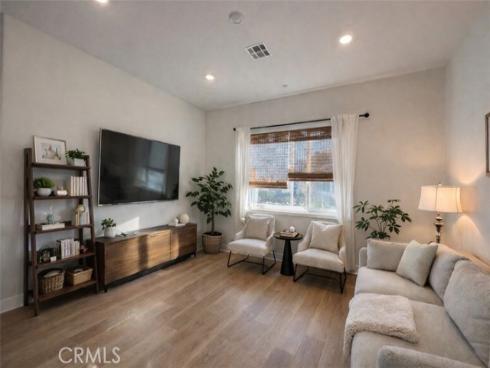 426  Treble  , Irvine, CA