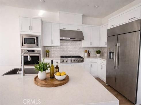 426  Treble  , Irvine, CA