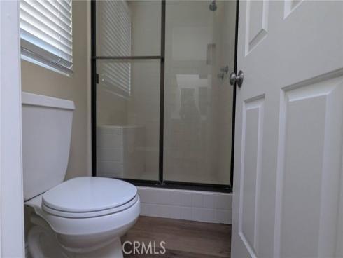 18  Harrisburg  , Irvine, CA