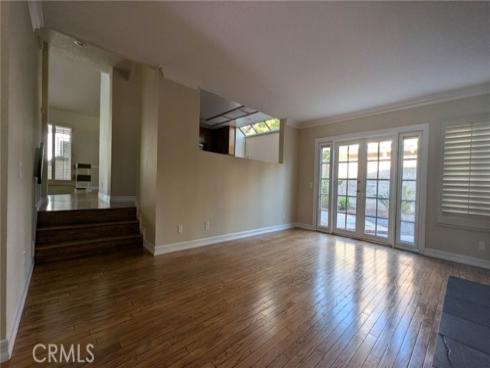 18  Harrisburg  , Irvine, CA