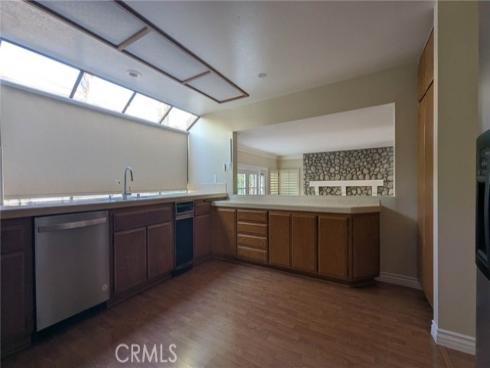 18  Harrisburg  , Irvine, CA