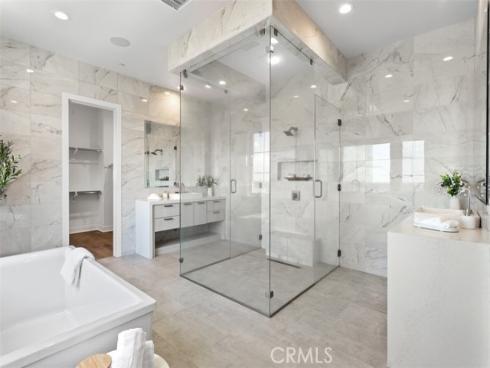 224  Clear Falls  , Irvine, CA