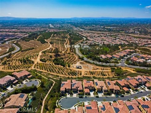 224  Clear Falls  , Irvine, CA