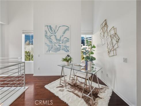 607  Rockefeller  72 , Irvine, CA