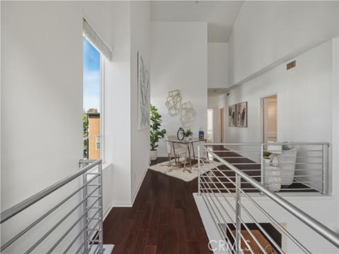 607  Rockefeller  72 , Irvine, CA