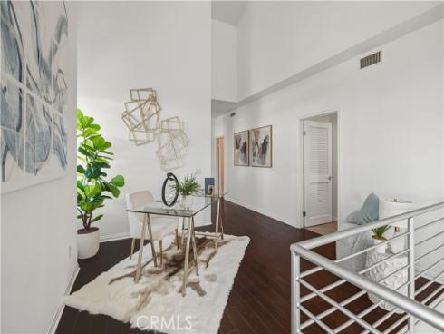 607  Rockefeller  72 , Irvine, CA