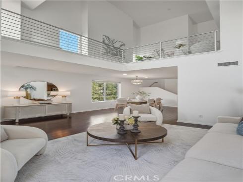 607  Rockefeller  72 , Irvine, CA