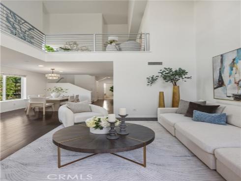 607  Rockefeller  72 , Irvine, CA