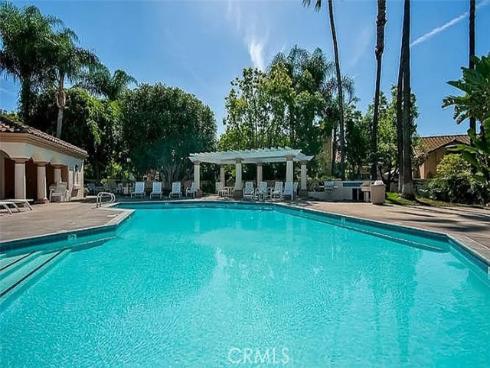 73  Agostino  , Irvine, CA