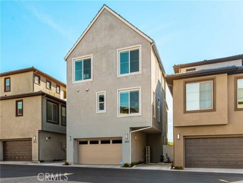 201  Lynx  , Irvine, CA