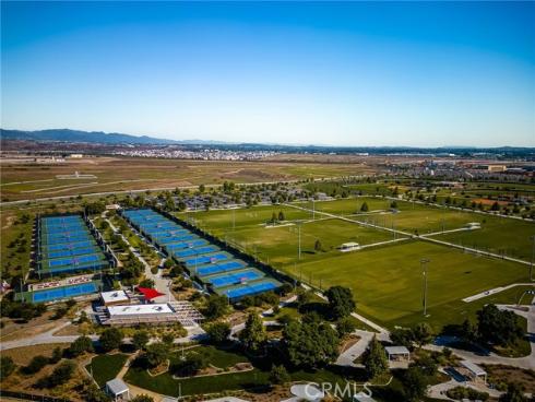 201  Lynx  , Irvine, CA