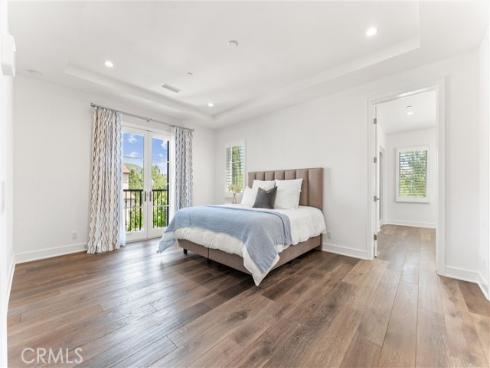 125  Toretta  , Irvine, CA