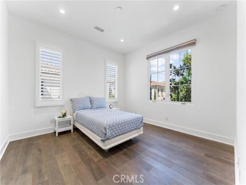 125  Toretta  , Irvine, CA