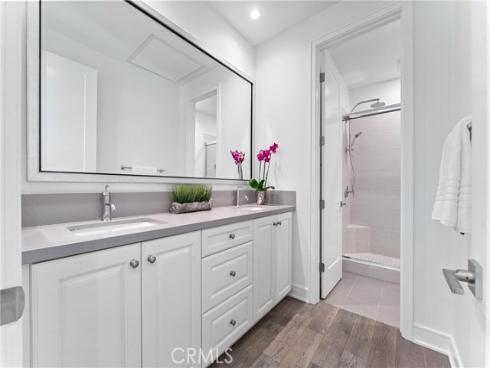 125  Toretta  , Irvine, CA