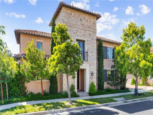 125  Toretta  , Irvine, CA