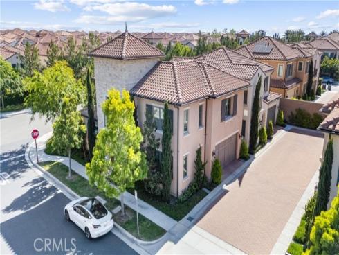 125  Toretta  , Irvine, CA