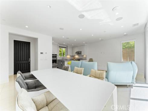 125  Toretta  , Irvine, CA