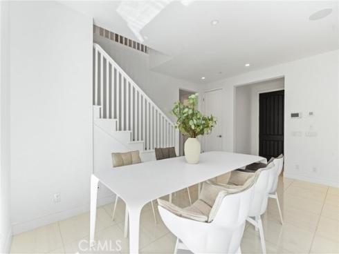 125  Toretta  , Irvine, CA