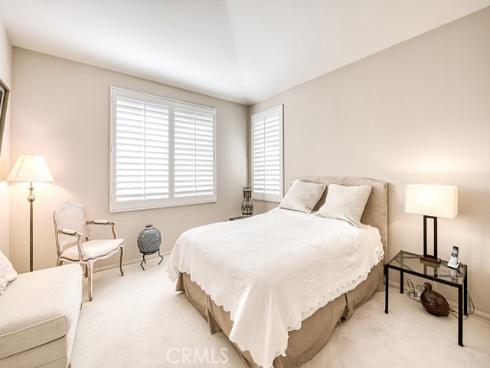 1204  Solvay Aisle  , Irvine, CA