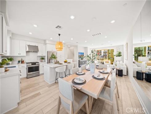 220 Keeper , Irvine, CA