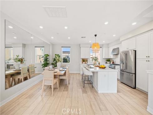 220 Keeper , Irvine, CA