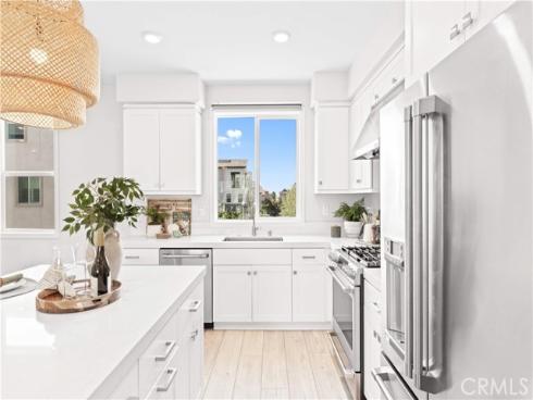 220 Keeper , Irvine, CA