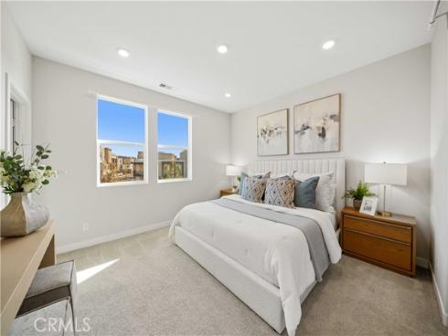 220 Keeper , Irvine, CA