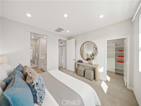 220 Keeper , Irvine, CA