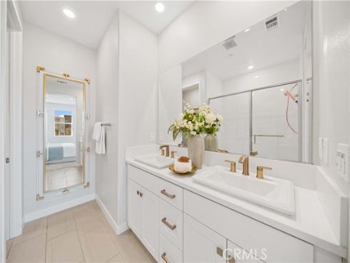 220 Keeper , Irvine, CA