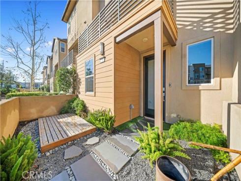 220 Keeper , Irvine, CA