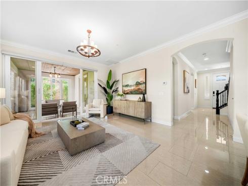 117  Laceflower  , Irvine, CA