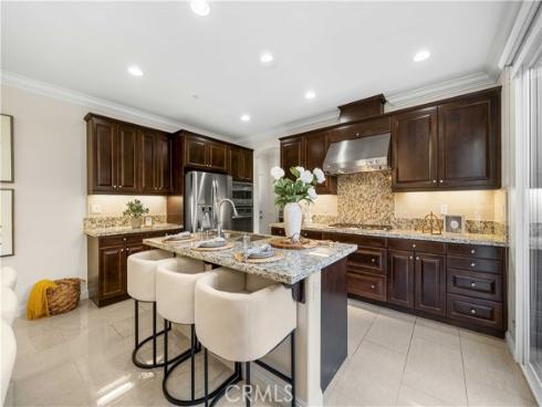 117  Laceflower  , Irvine, CA