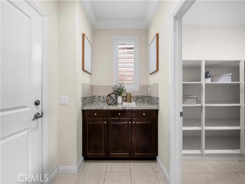 117  Laceflower  , Irvine, CA