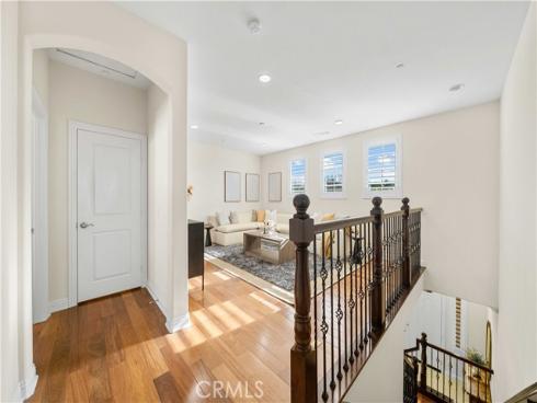 117  Laceflower  , Irvine, CA