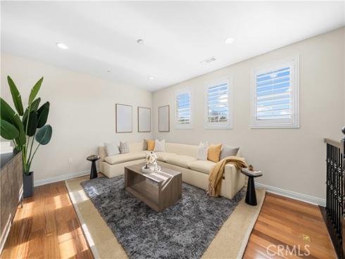 117  Laceflower  , Irvine, CA