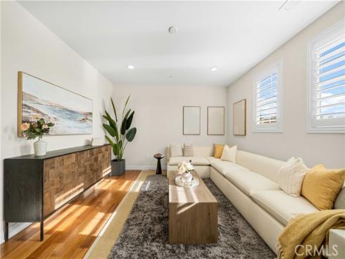 117  Laceflower  , Irvine, CA