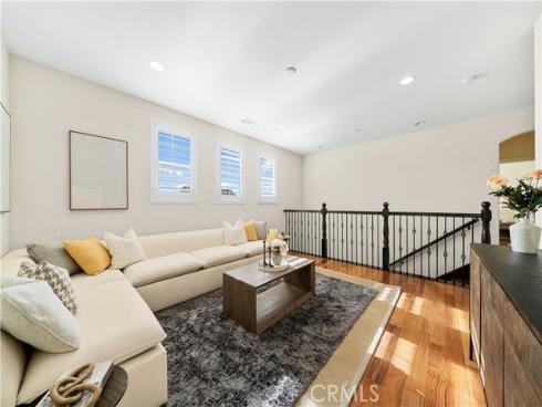 117  Laceflower  , Irvine, CA