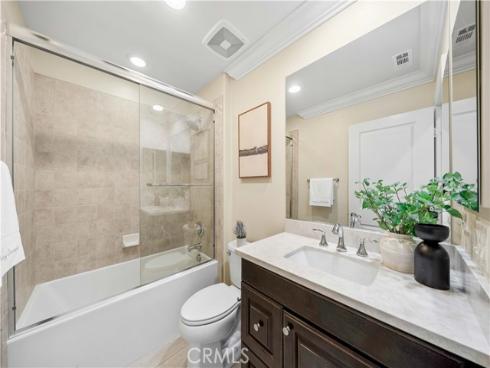 117  Laceflower  , Irvine, CA