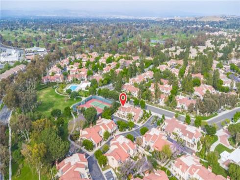 289  Stanford  52  Court, Irvine, CA