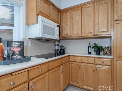 12  Oak Tree  , Irvine, CA